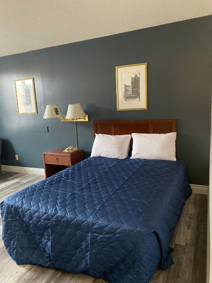 Midtown Hotel パリーサウンド エクステリア 写真