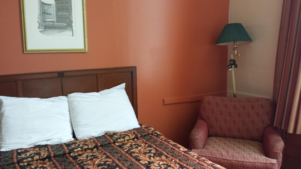 Midtown Hotel パリーサウンド エクステリア 写真